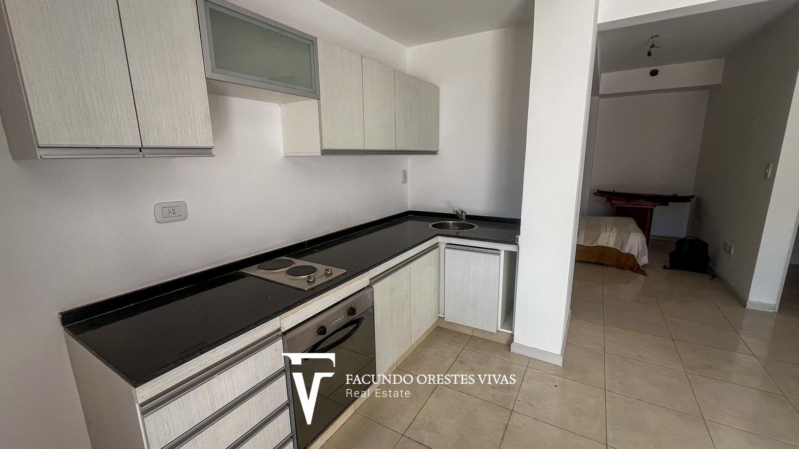 VENTA – MONOAMBIENTE – PATIO – PARILLA – SUM – VILLA LURO