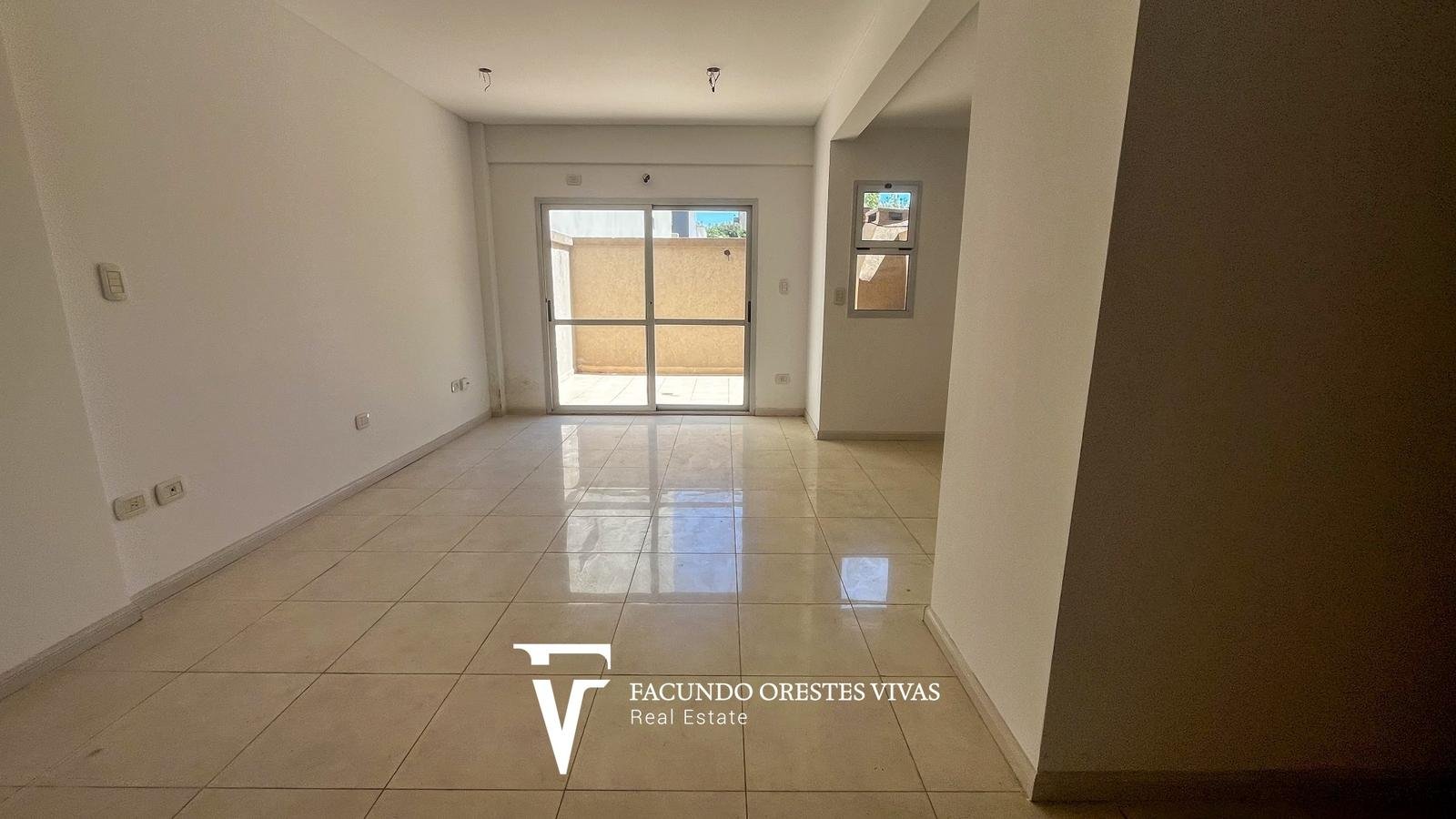 VENTA – MONOAMBIENTE – PATIO – PARILLA – SUM – VILLA LURO