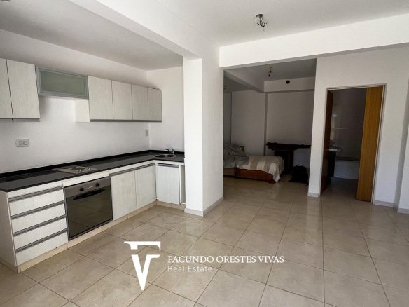 VENTA – MONOAMBIENTE – PATIO – PARILLA – SUM – VILLA LURO