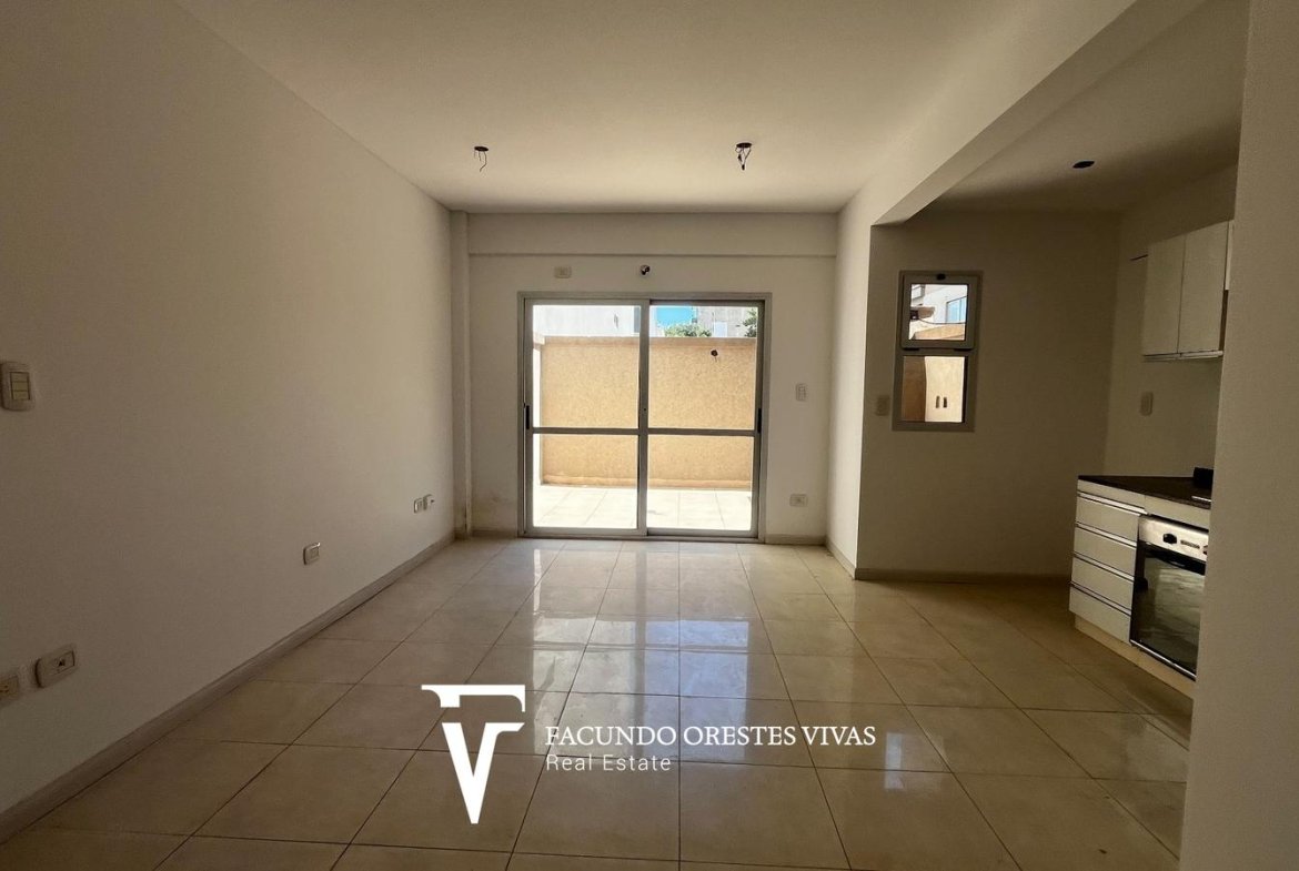 VENTA – MONOAMBIENTE – PATIO – PARILLA – SUM – VILLA LURO