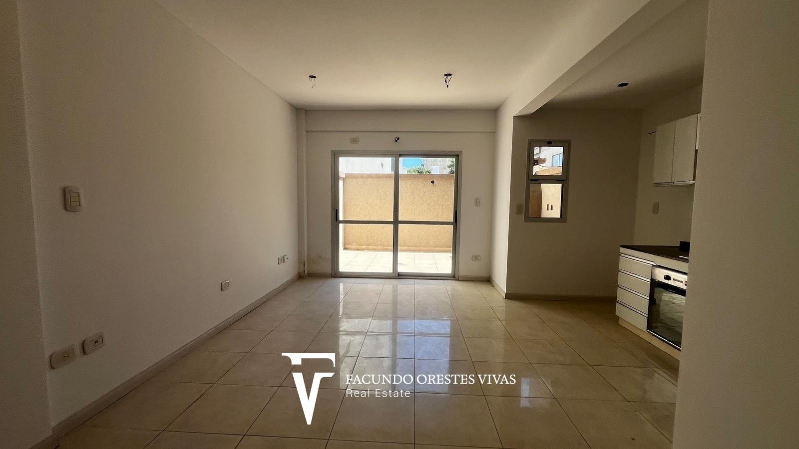 VENTA – MONOAMBIENTE – PATIO – PARILLA – SUM – VILLA LURO