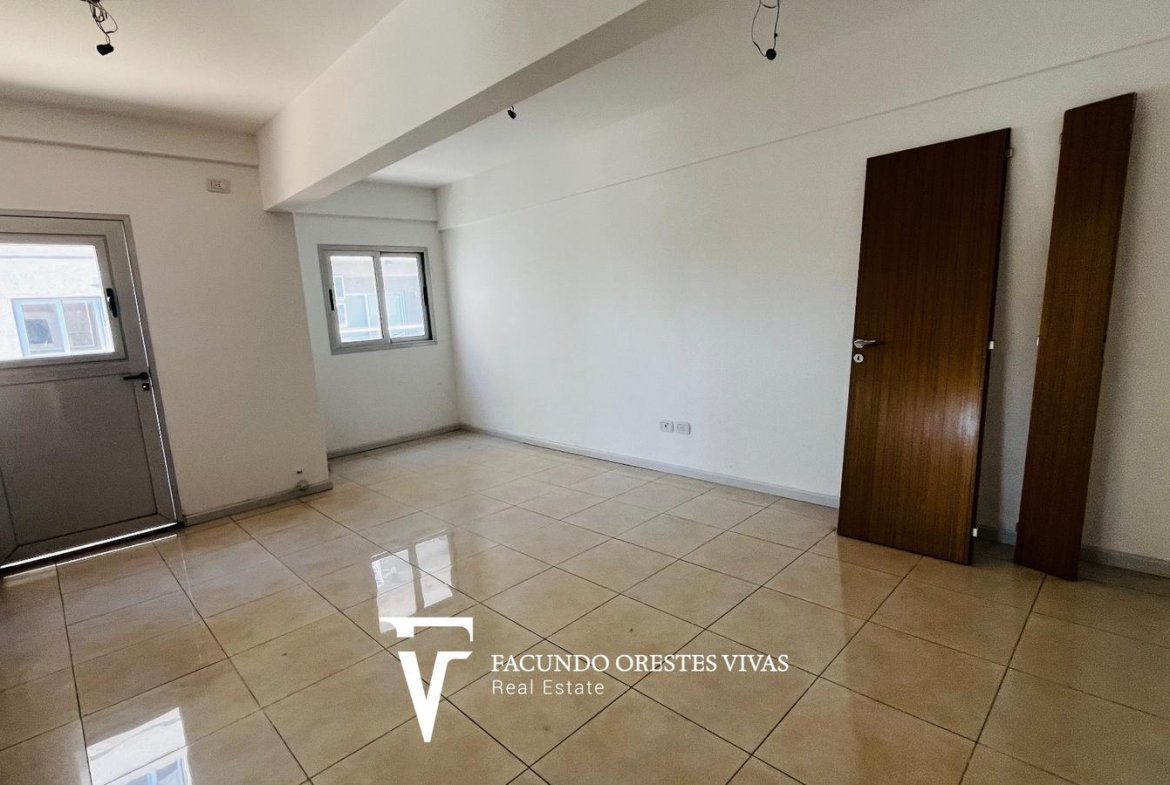 VENTGA-DEPARTAMENTO-DOS AMBIENTES-BALCON ATERRAZADO-PARRILLA-SUM-VILLA LURO