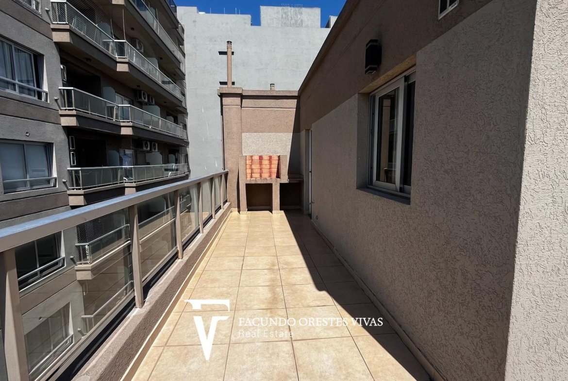 VENTGA-DEPARTAMENTO-DOS AMBIENTES-BALCON ATERRAZADO-PARRILLA-SUM-VILLA LURO