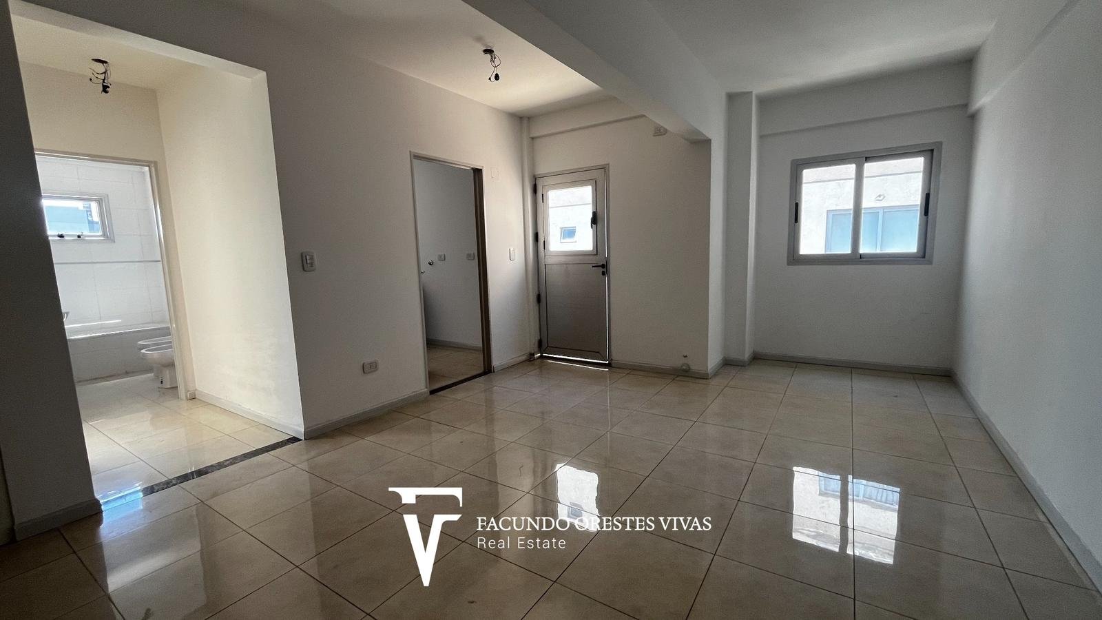 VENTGA-DEPARTAMENTO-DOS AMBIENTES-BALCON ATERRAZADO-PARRILLA-SUM-VILLA LURO