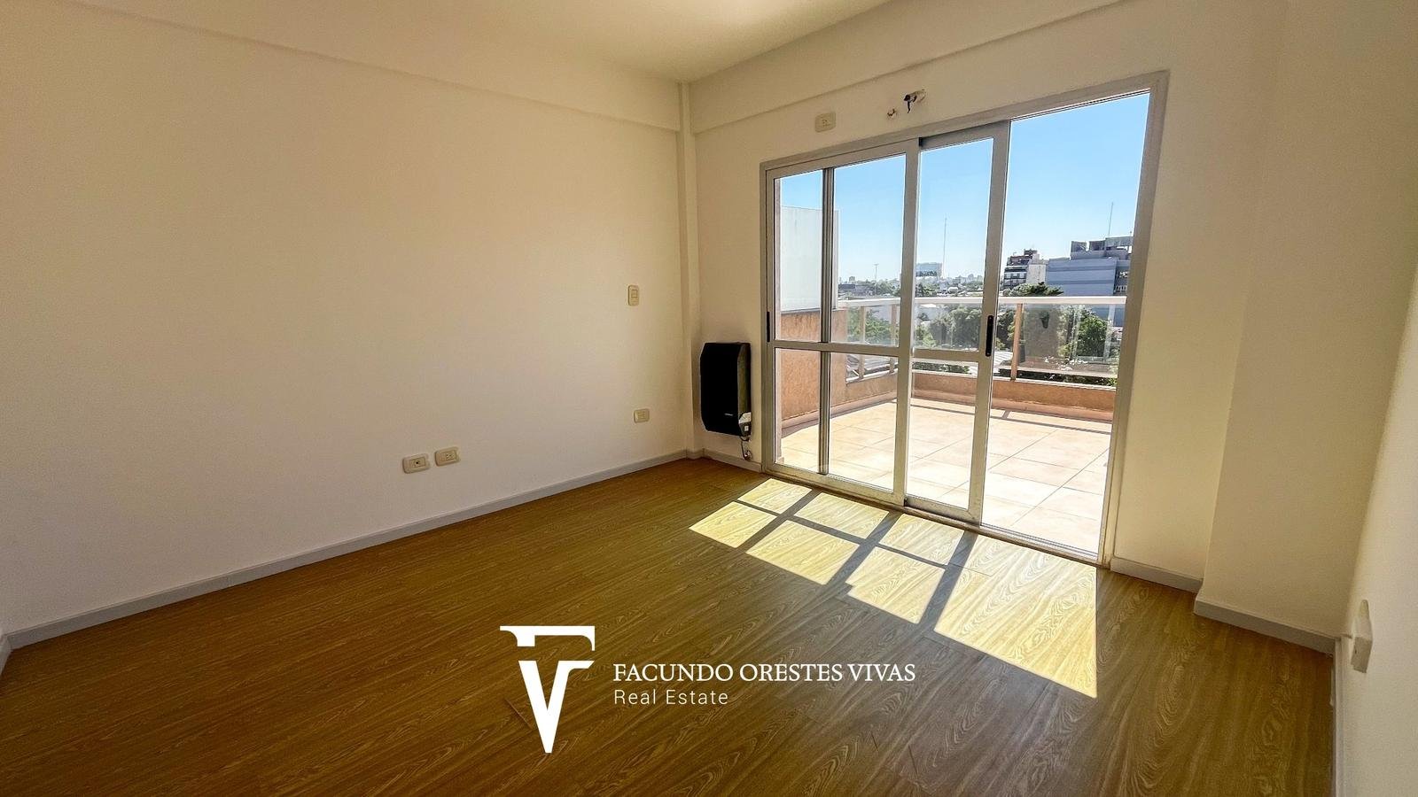 VENTGA-DEPARTAMENTO-DOS AMBIENTES-BALCON ATERRAZADO-PARRILLA-SUM-VILLA LURO