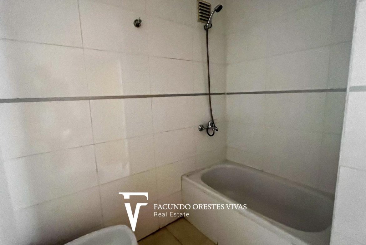 VENTA-DEPARTAMENTO- TRES AMBIENTES- PATIO-PARRILLA-SUM-VILLA LURO