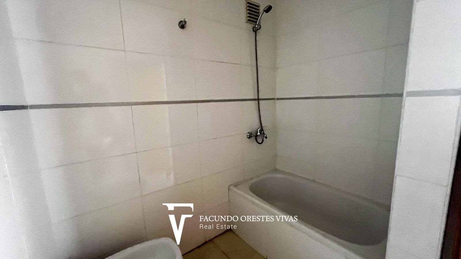 VENTA-DEPARTAMENTO- TRES AMBIENTES- PATIO-PARRILLA-SUM-VILLA LURO