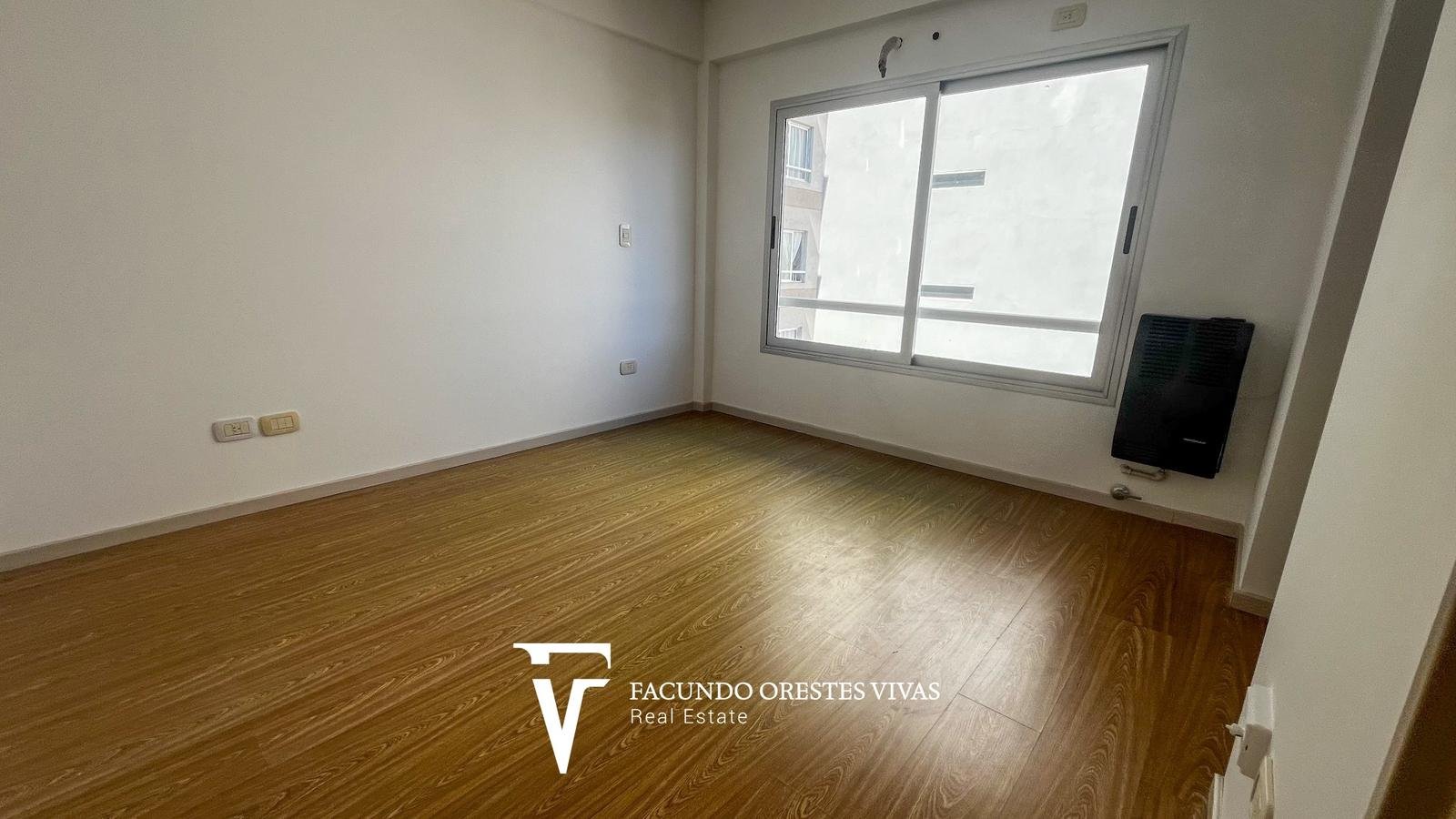 VENTA-DEPARTAMENTO- TRES AMBIENTES- PATIO-PARRILLA-SUM-VILLA LURO
