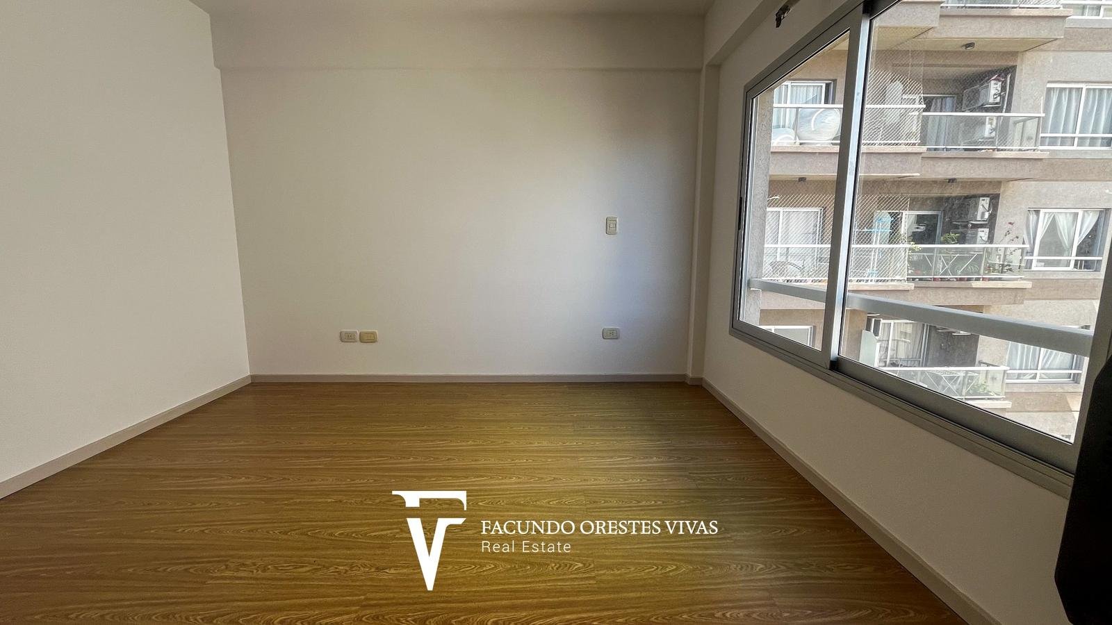 VENTA-DEPARTAMENTO- TRES AMBIENTES- PATIO-PARRILLA-SUM-VILLA LURO