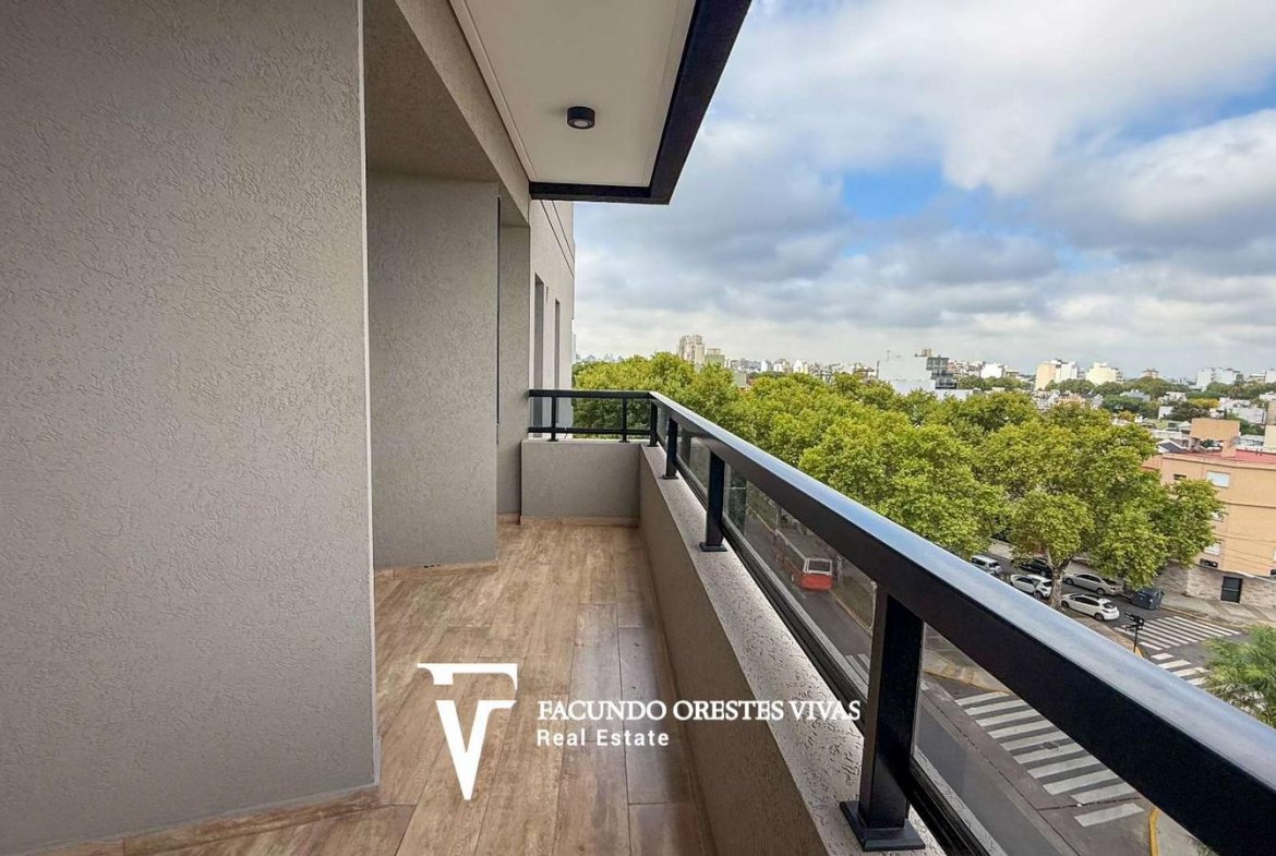 VENTA DEPARTAMENTO 3 AMBIENTES LINIERS PARRILLA