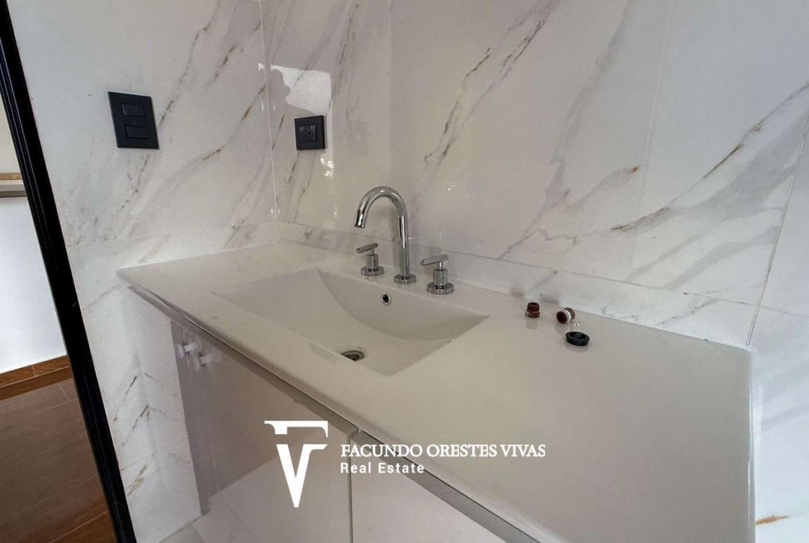 VENTA DEPARTAMENTO 3 AMBIENTES LINIERS PARRILLA