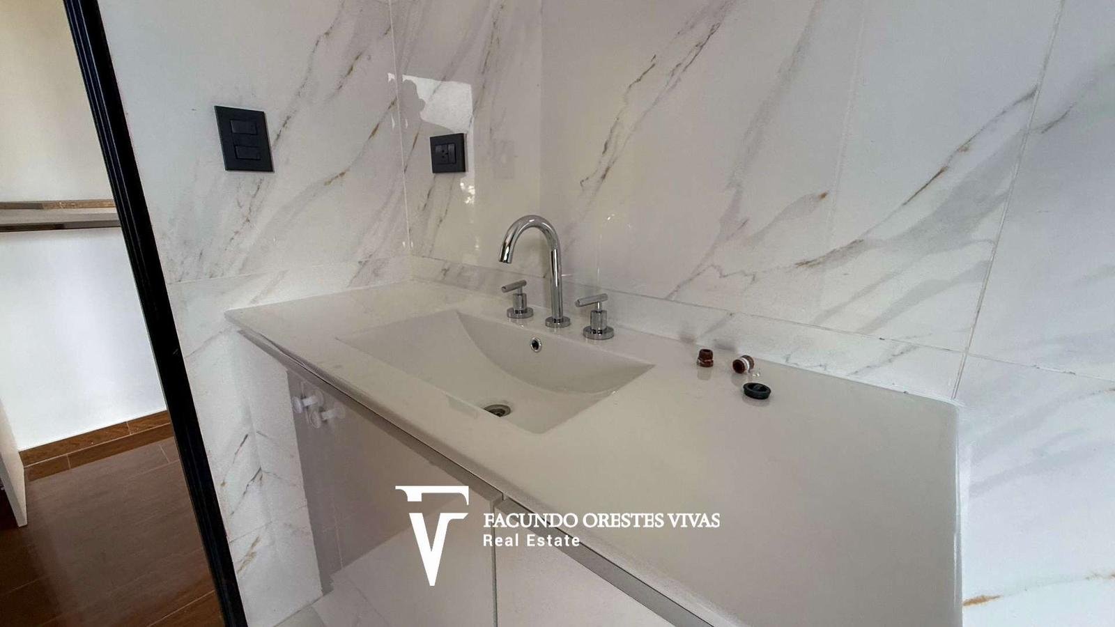 VENTA DEPARTAMENTO 3 AMBIENTES LINIERS PARRILLA