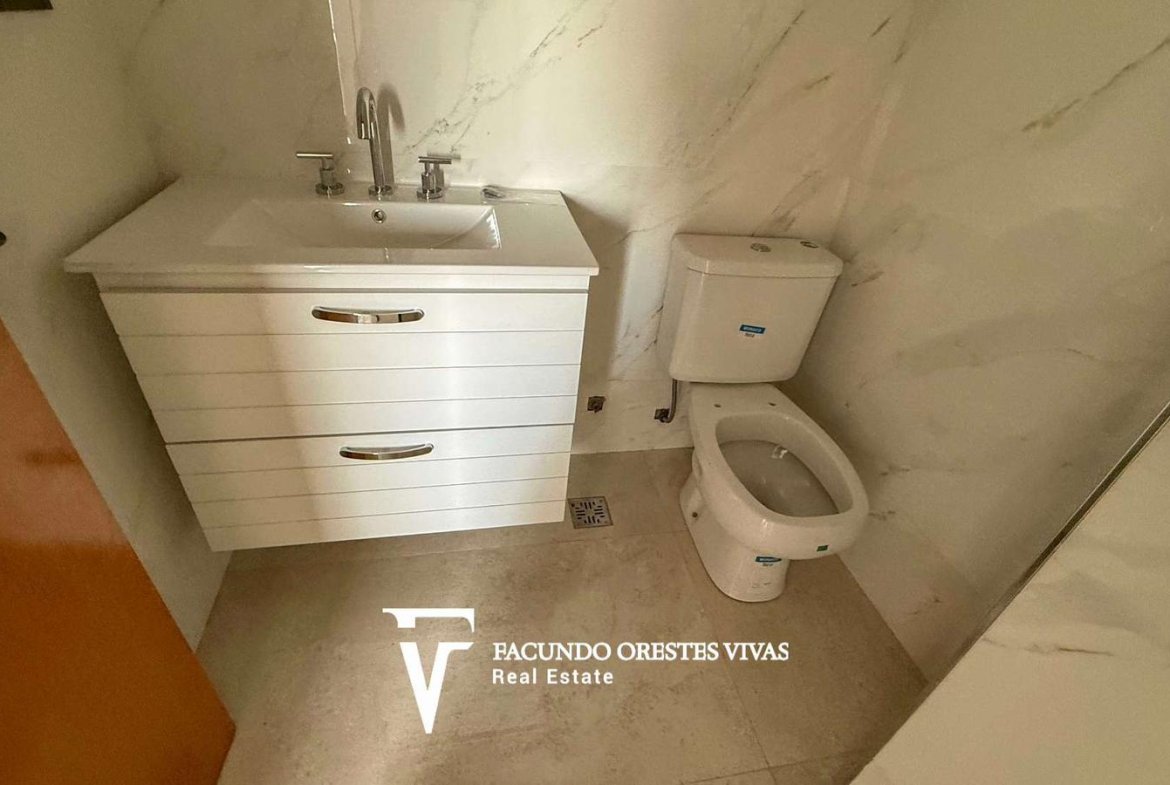 VENTA DEPARTAMENTO 3 AMBIENTES LINIERS PARRILLA