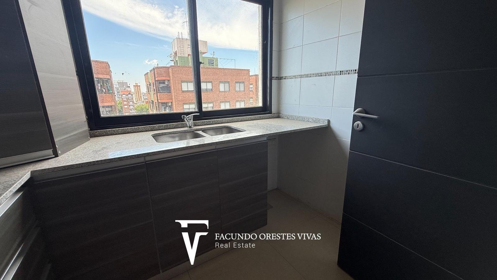VENTA- TRES AMBIENTES- BALCON- SAN MARTIN-