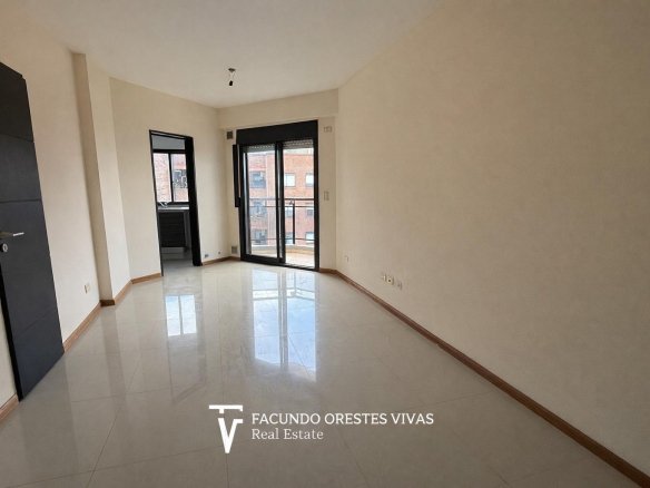 VENTA- TRES AMBIENTES- BALCON- SAN MARTIN-