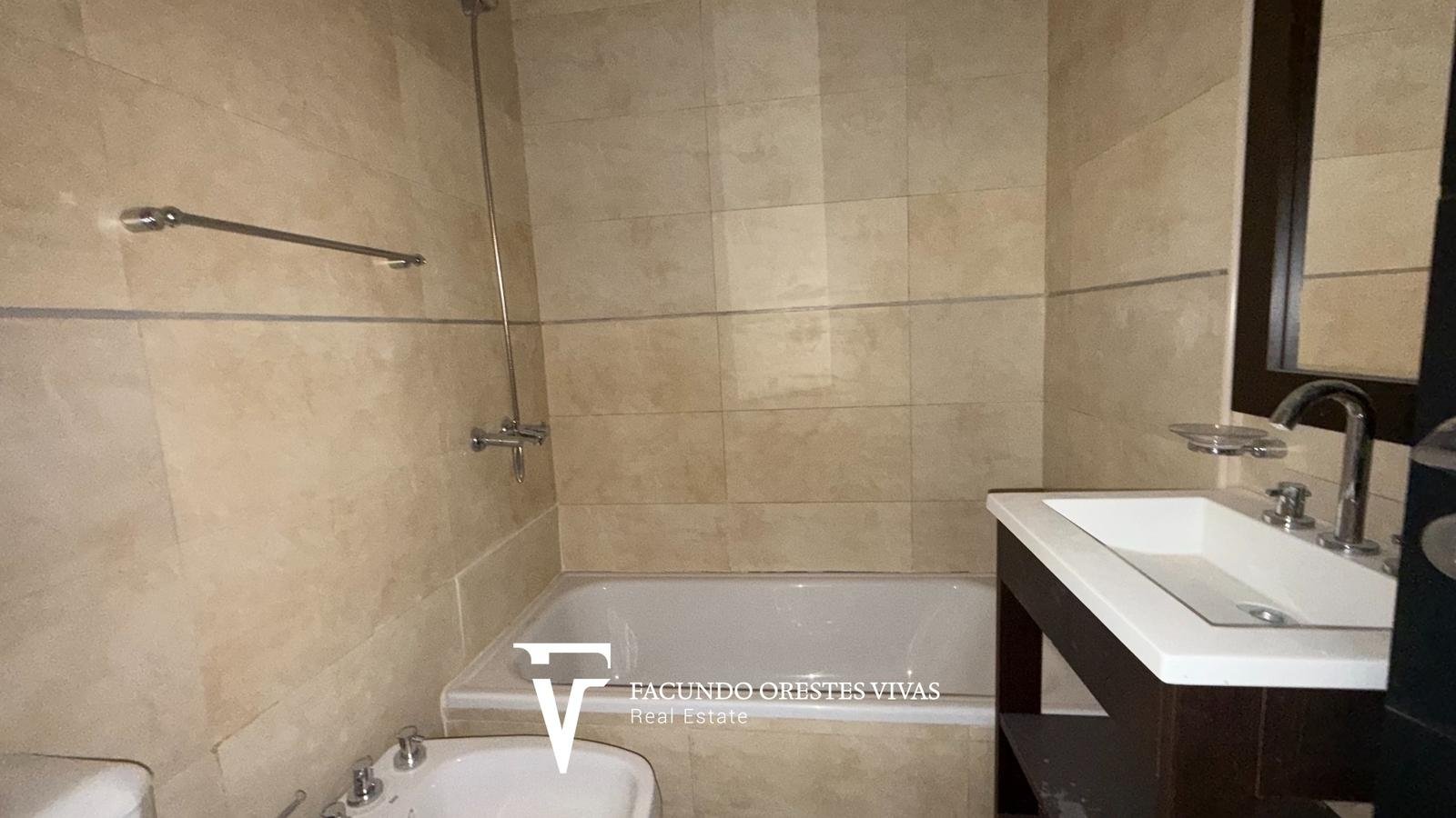 VENTA- TRES AMBIENTES- BALCON- SAN MARTIN-