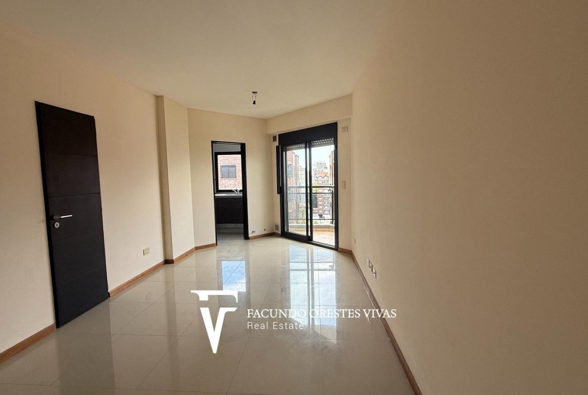VENTA- TRES AMBIENTES- BALCON- SAN MARTIN-