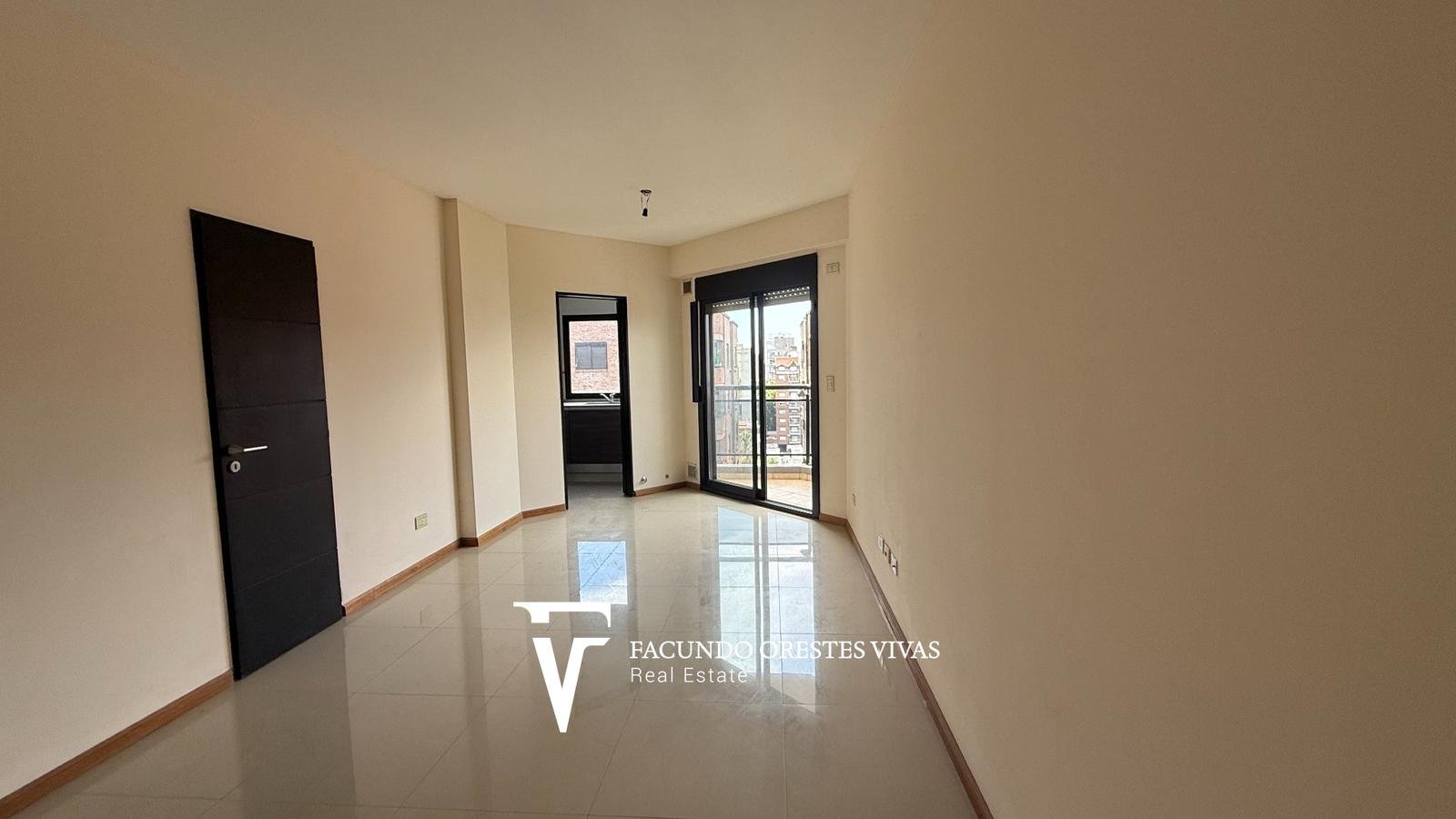 VENTA- TRES AMBIENTES- BALCON- SAN MARTIN-