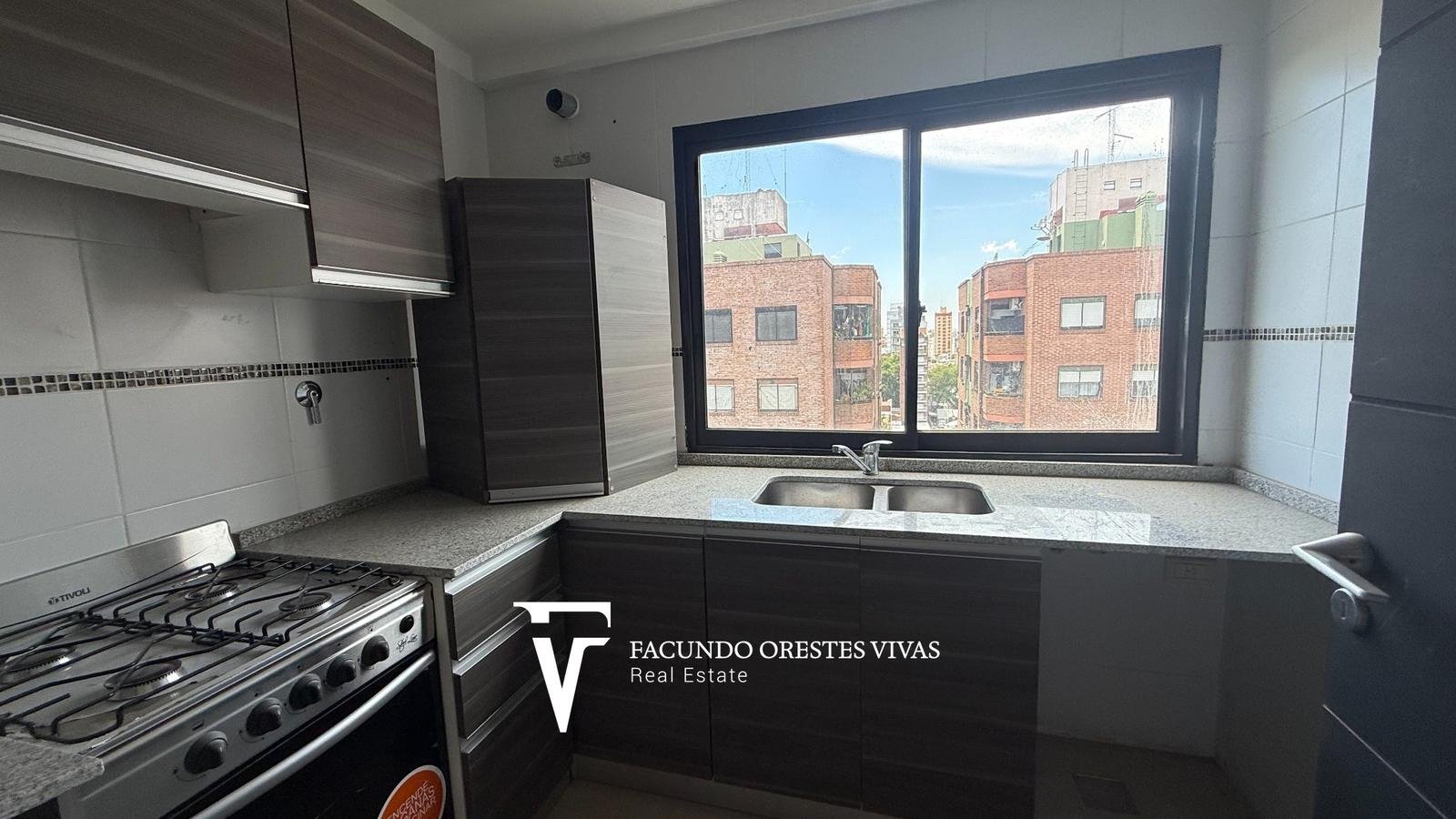 VENTA- TRES AMBIENTES- BALCON- SAN MARTIN-