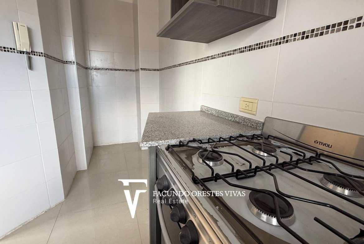 VENTA- TRES AMBIENTES- BALCON- SAN MARTIN-