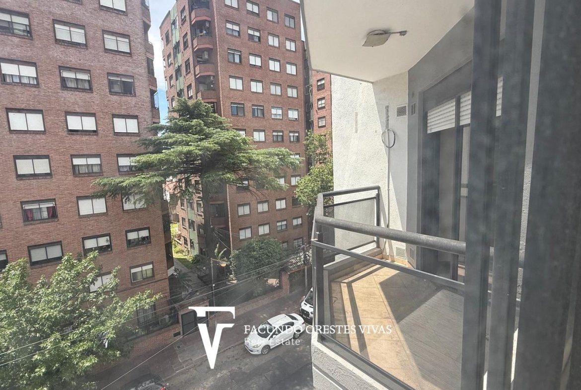 VENTA- TRES AMBIENTES- BALCON- SAN MARTIN-