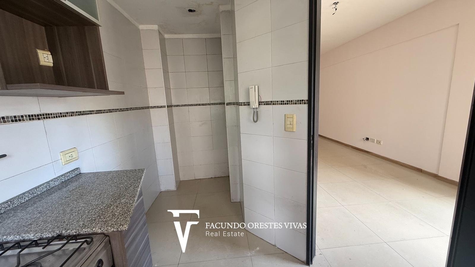 VENTA- TRES AMBIENTES- BALCON- SAN MARTIN-