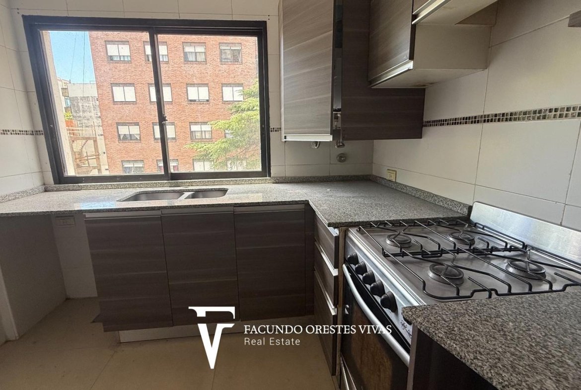 VENTA- TRES AMBIENTES- BALCON- SAN MARTIN-