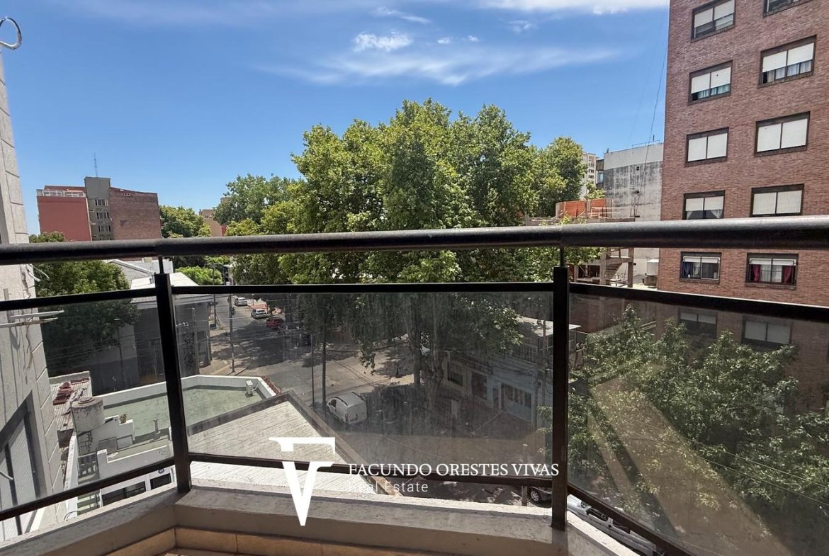 VENTA- TRES AMBIENTES- BALCON- SAN MARTIN-