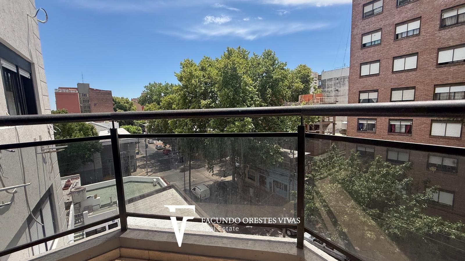 VENTA- TRES AMBIENTES- BALCON- SAN MARTIN-