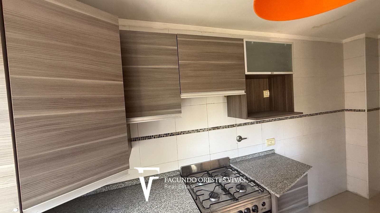 VENTA- TRES AMBIENTES- BALCON- SAN MARTIN-