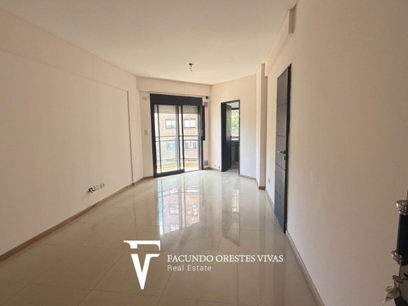 VENTA- TRES AMBIENTES- BALCON- SAN MARTIN-