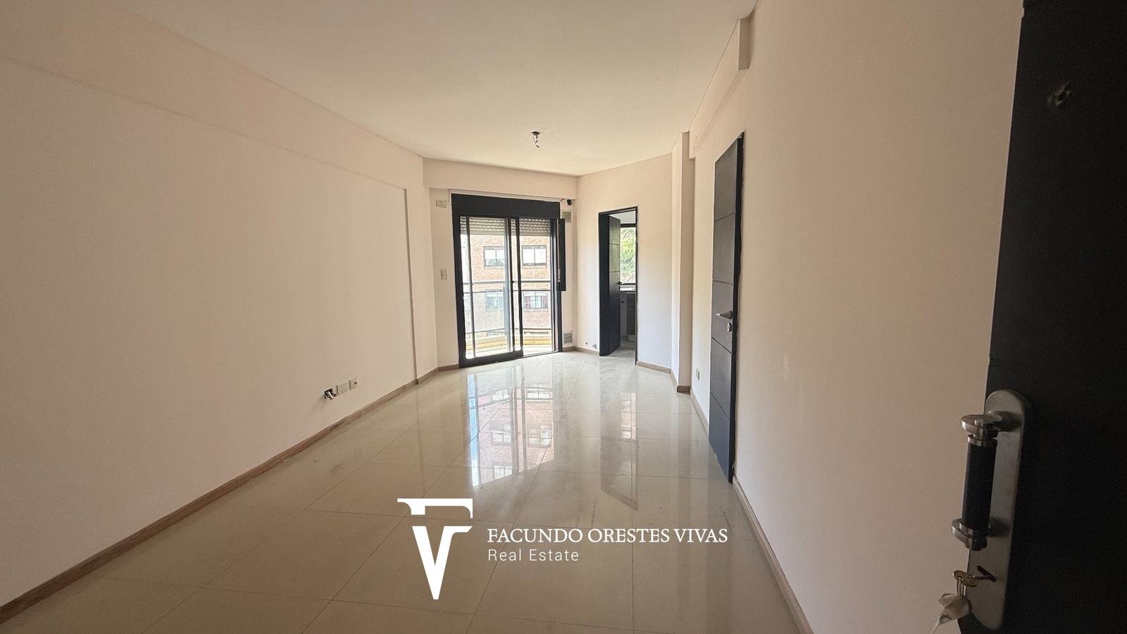 VENTA- TRES AMBIENTES- BALCON- SAN MARTIN-