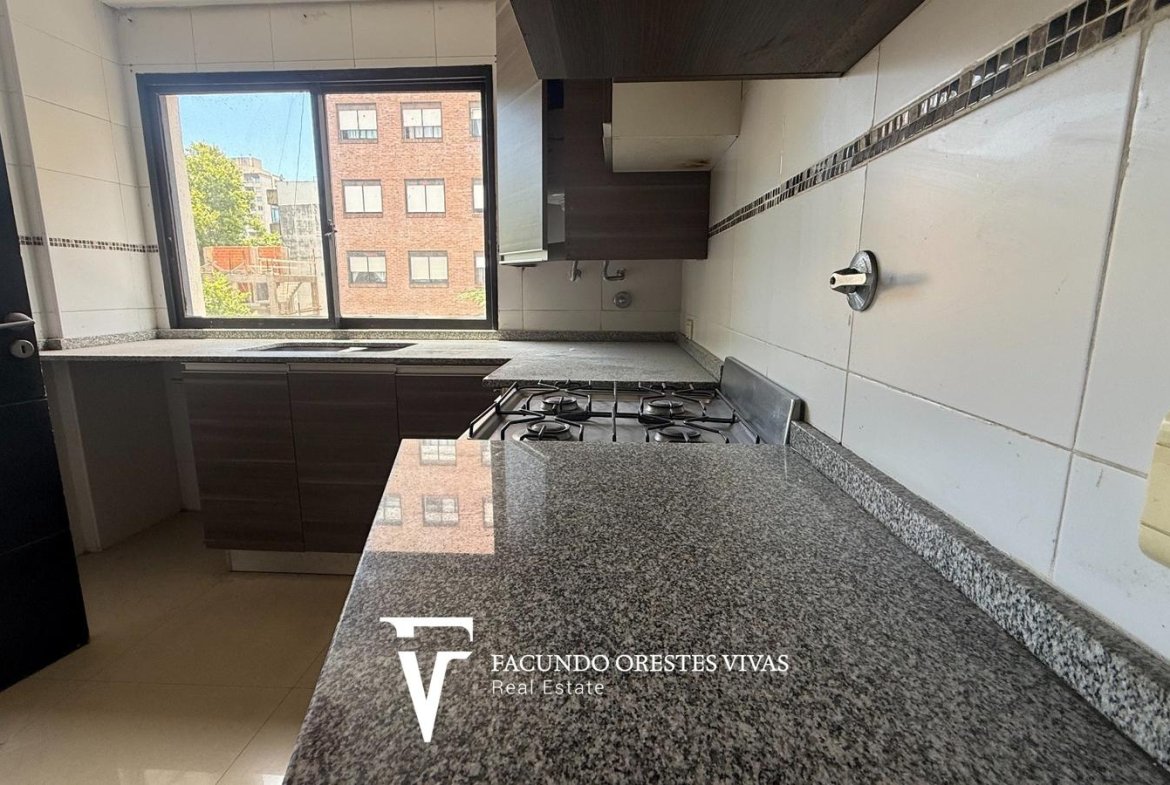 VENTA- TRES AMBIENTES- BALCON- SAN MARTIN-
