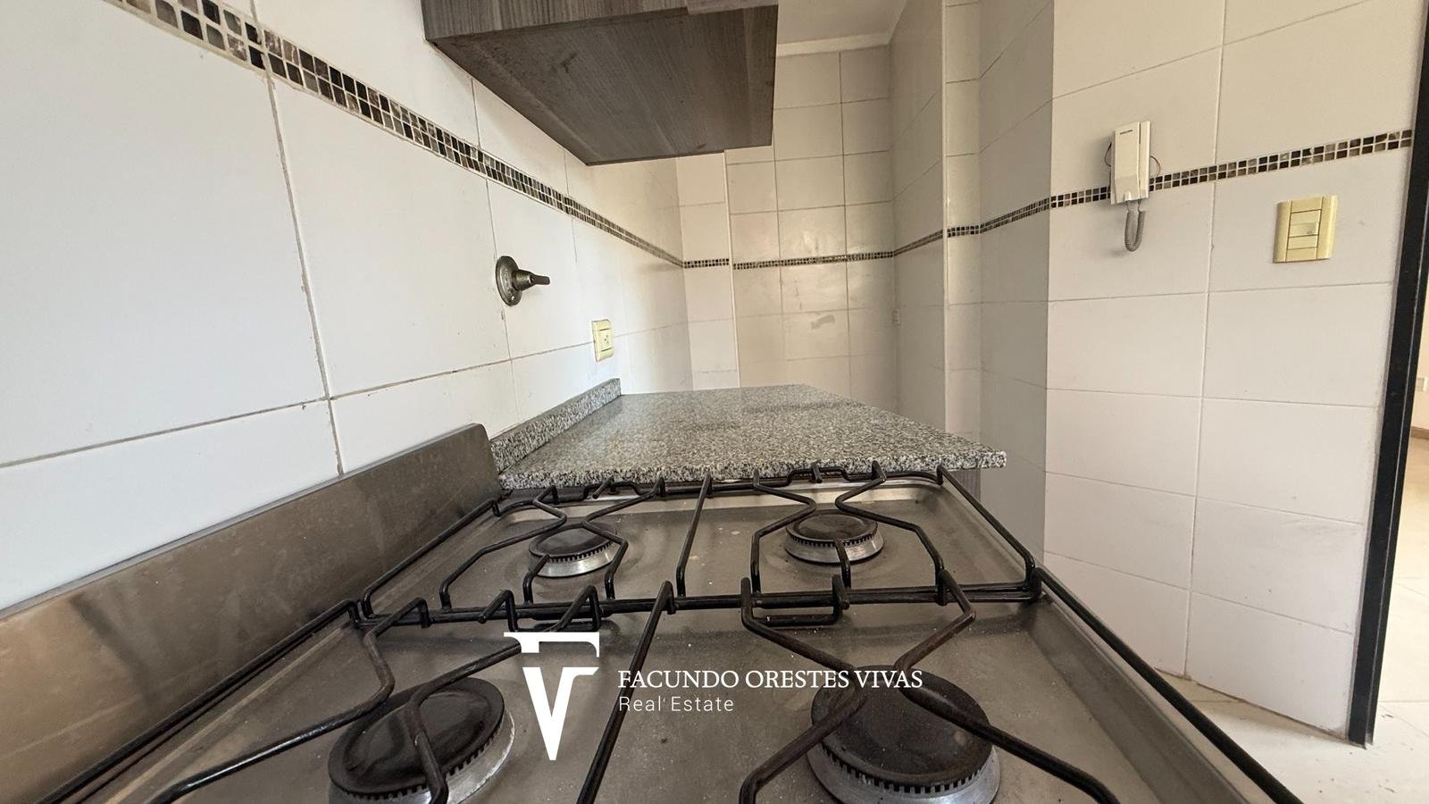 VENTA- TRES AMBIENTES- BALCON- SAN MARTIN-