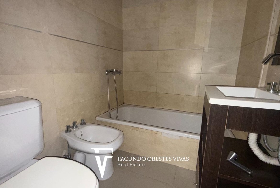 VENTA- TRES AMBIENTES- BALCON- TOILETTE- SAN MARTIN-