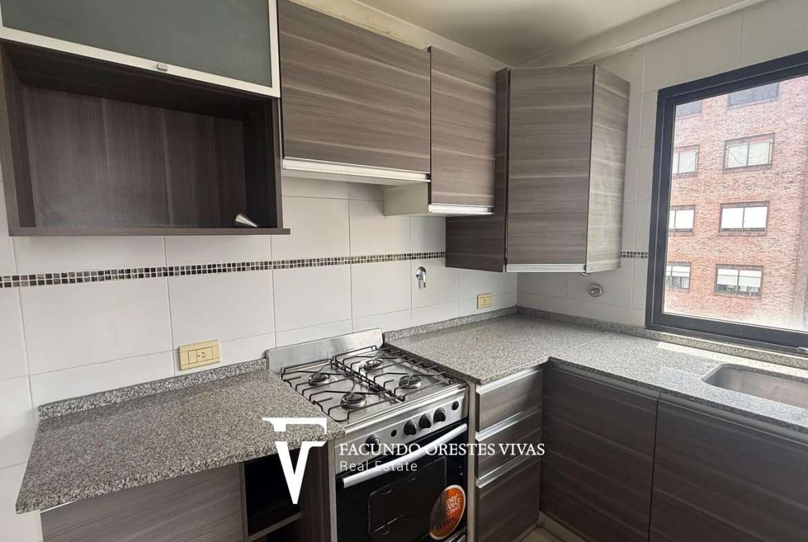VENTA- TRES AMBIENTES- BALCON- TOILETTE- SAN MARTIN-