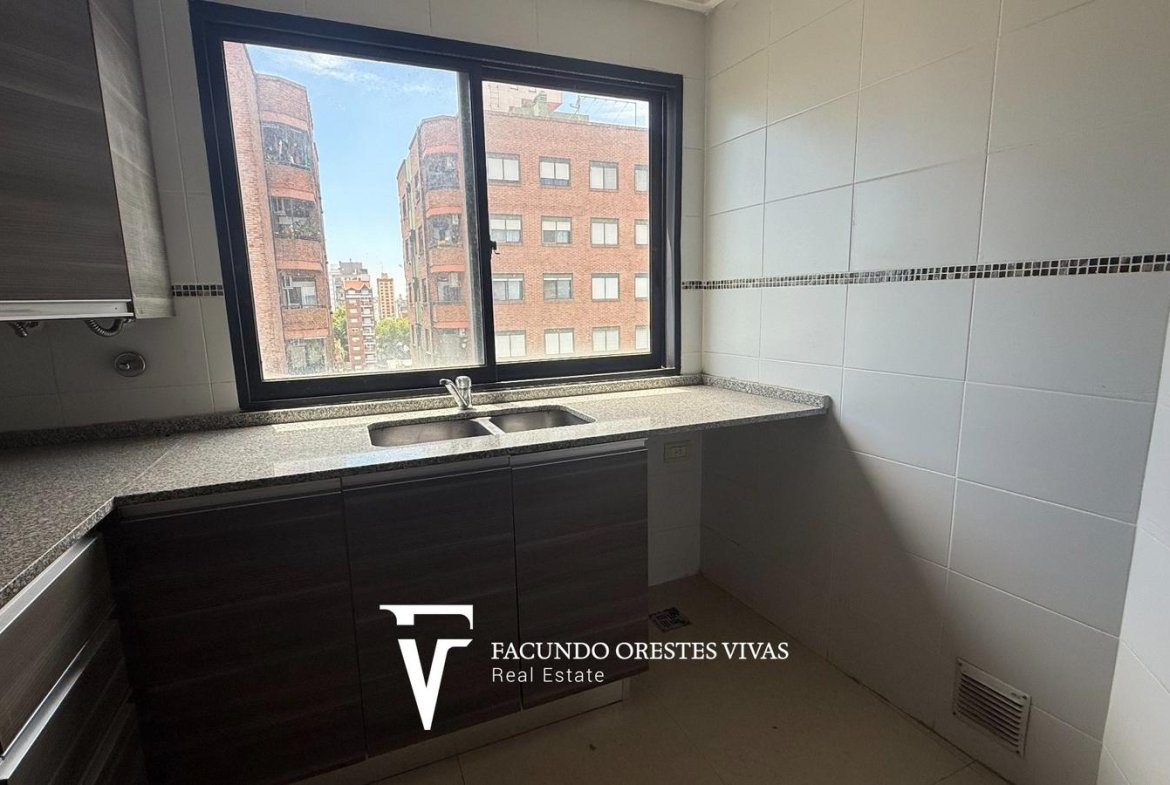 VENTA- TRES AMBIENTES- BALCON- TOILETTE- SAN MARTIN-