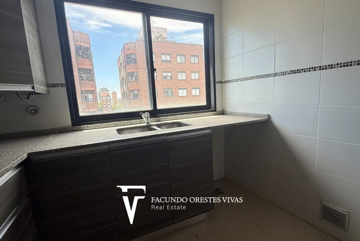 VENTA- TRES AMBIENTES- BALCON- TOILETTE- SAN MARTIN-