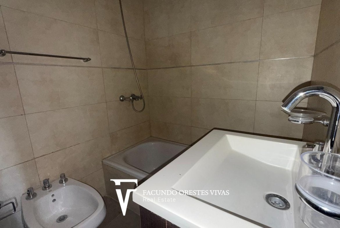 VENTA- DOS AMBIENTES- BALCON- SAN MARTIN-