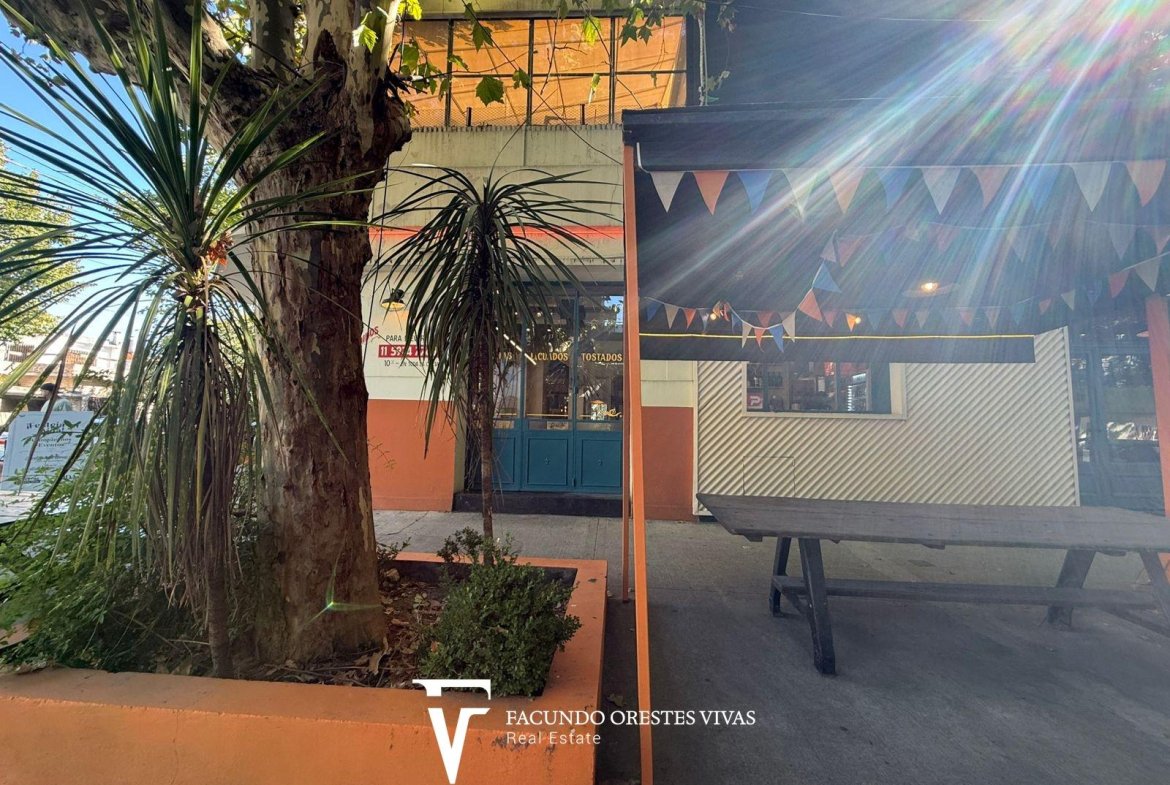 VENTA-FONDO DE COMERCIO-RESTAURANTE-AIDA-OPORTUNIDAD COMERCIAL-
