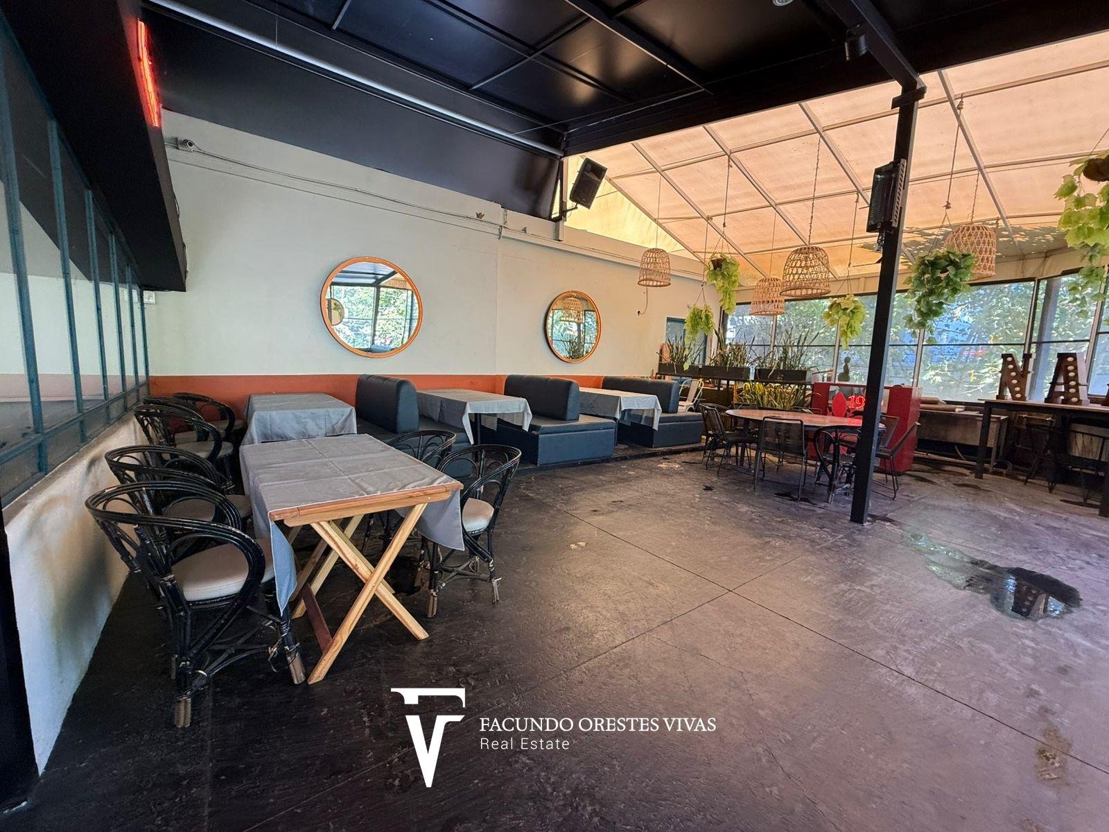 VENTA-FONDO DE COMERCIO-RESTAURANTE-AIDA-OPORTUNIDAD COMERCIAL-