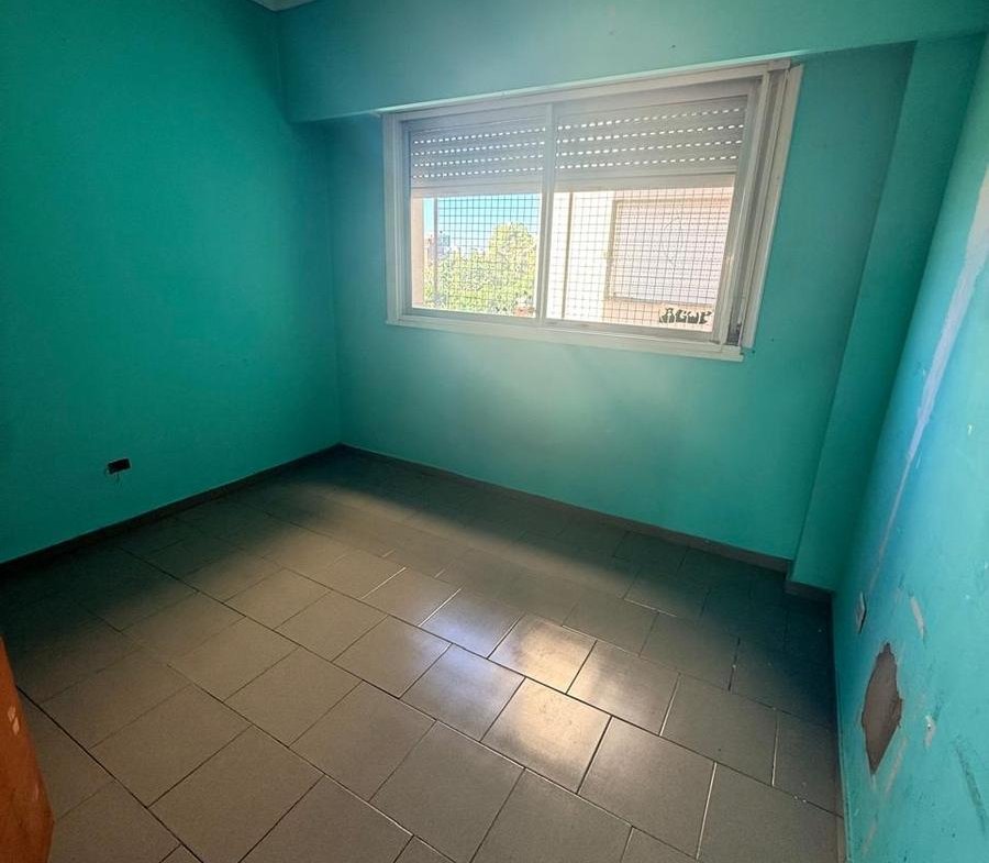 VENTA-DEPARTAMENTO-CUATRO AMBIENTES-BAULERA-FLORESTA