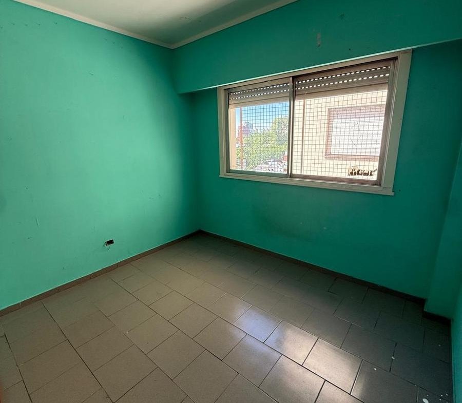 VENTA-DEPARTAMENTO-CUATRO AMBIENTES-BAULERA-FLORESTA