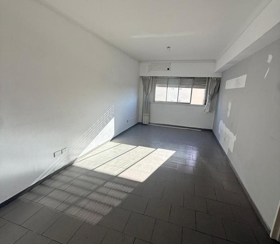 VENTA-DEPARTAMENTO-CUATRO AMBIENTES-BAULERA-FLORESTA
