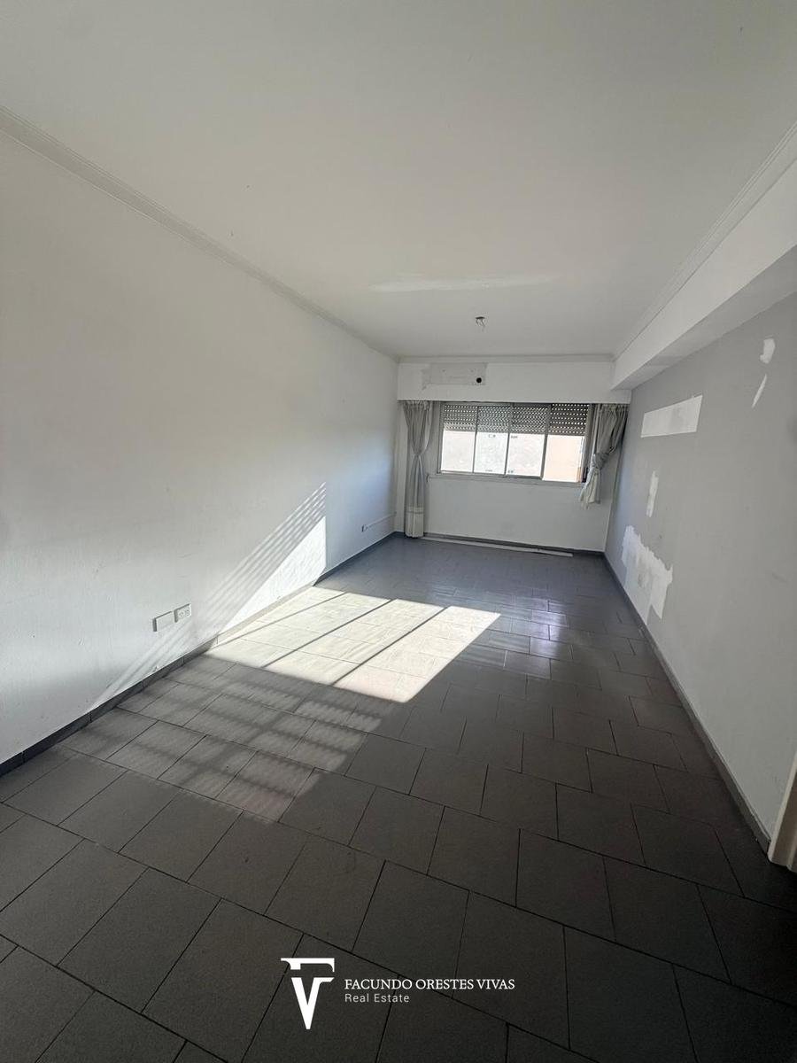 VENTA-DEPARTAMENTO-CUATRO AMBIENTES-BAULERA-FLORESTA