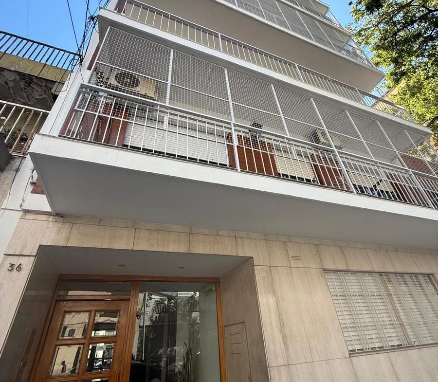 VENTA-DEPARTAMENTO-CUATRO AMBIENTES-BAULERA-FLORESTA