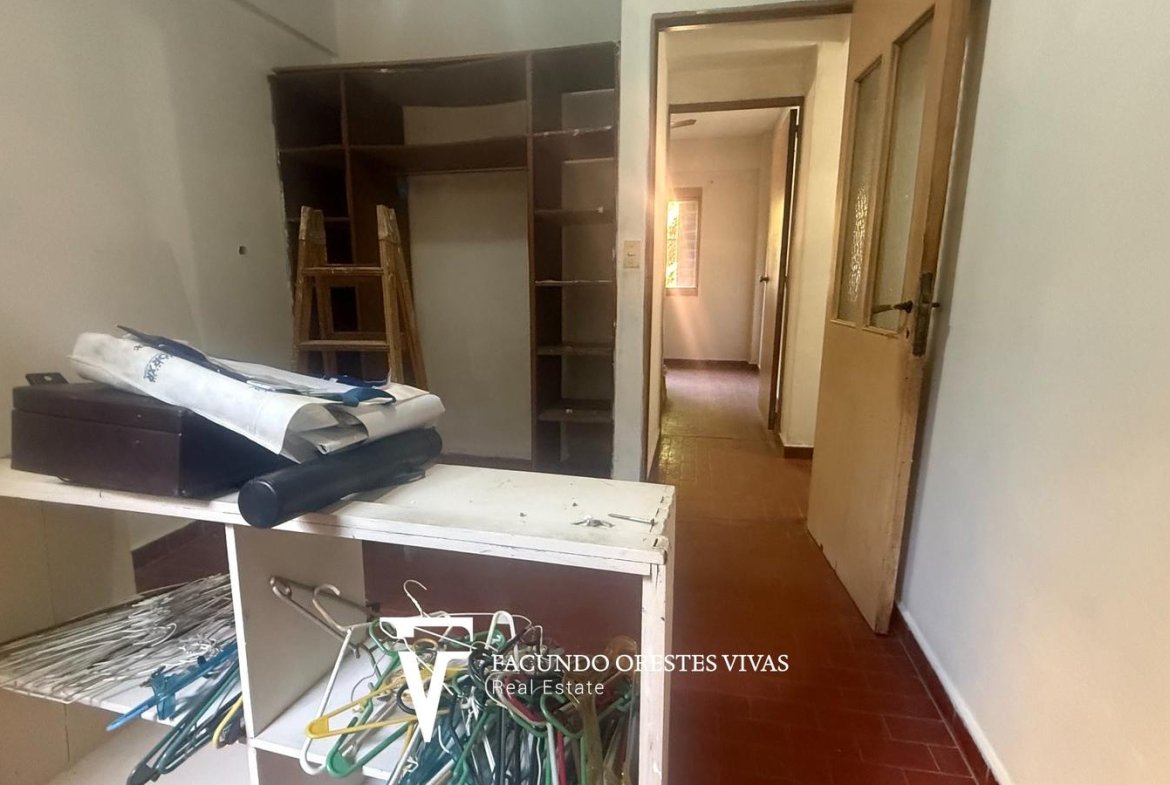 VENTA-DEPARTAMENTO-CINCO AMBIENTES-LAVADERO-PORTERIA-COCHERA-CASEROS
