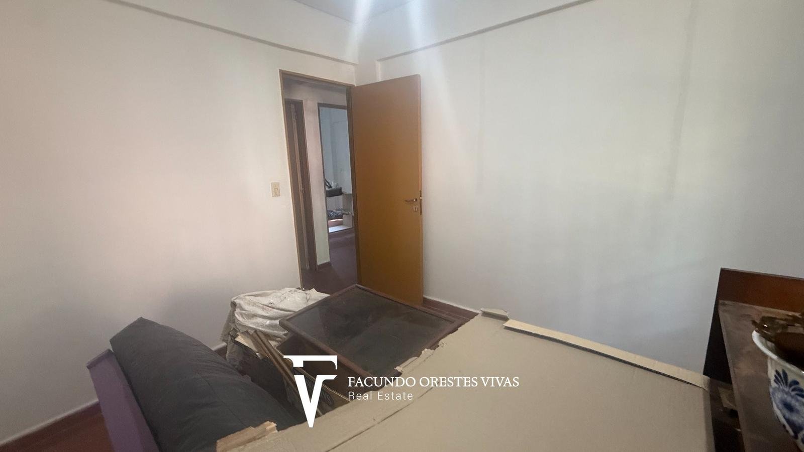 VENTA-DEPARTAMENTO-CINCO AMBIENTES-LAVADERO-PORTERIA-COCHERA-CASEROS