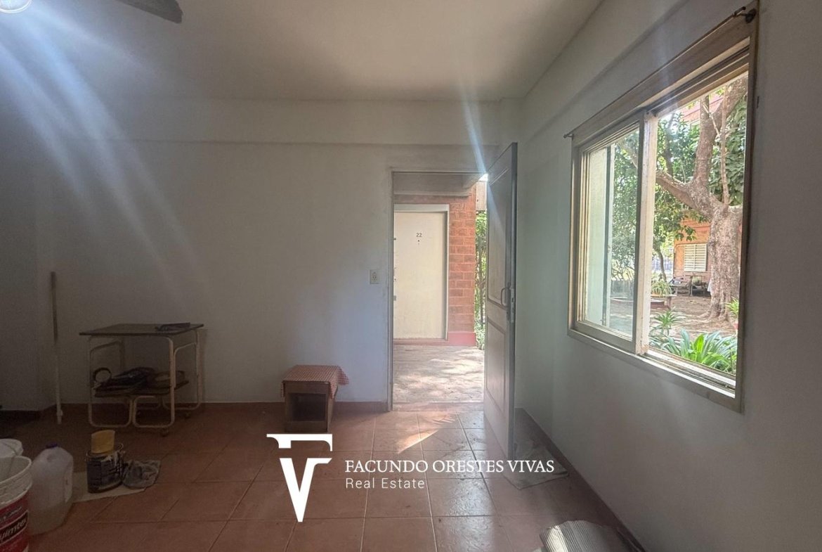 VENTA-DEPARTAMENTO-CINCO AMBIENTES-LAVADERO-PORTERIA-COCHERA-CASEROS