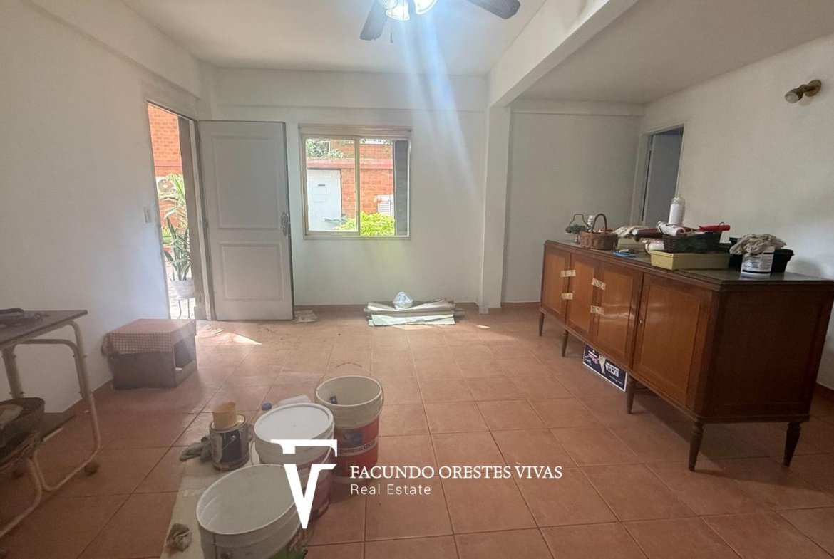VENTA-DEPARTAMENTO-CINCO AMBIENTES-LAVADERO-PORTERIA-COCHERA-CASEROS